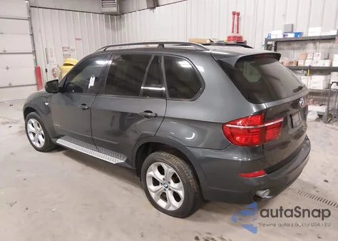 2011 BMW X5 xDrive35D z USA, uszkodzony, nr VIN 5UXZW0C51BL658908